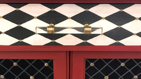 HARLEQUIN HENREDON END TABLE