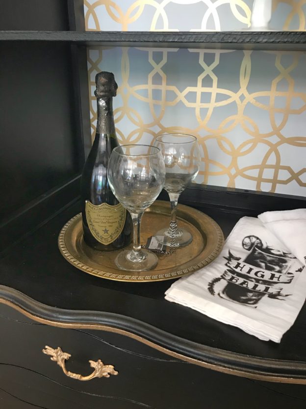 Black and Gold BAR