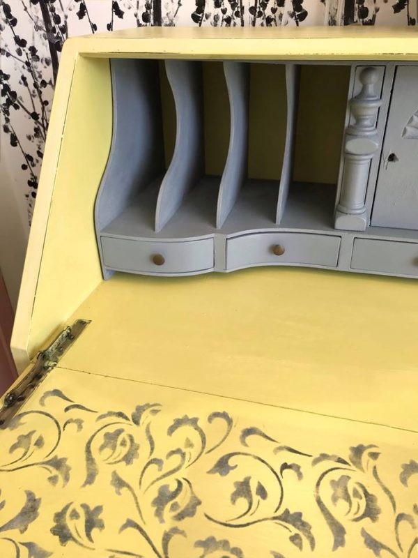 BÉNISSE CETTE MAISON SECRETARY WITH STENCIL