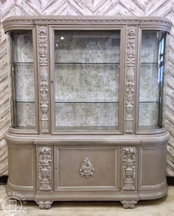 CURVED GLASS DISPLAY CABINET