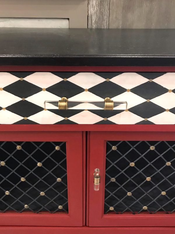 HARLEQUIN HENREDON END TABLE