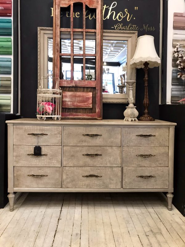 Nine Drawer Crocodile Dresser